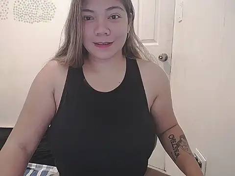 briannalove222 online show from 12.01.25