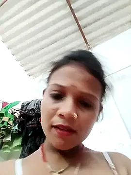 Snapshot of Chandni_Love143 chatting on 09.13.25 Chandni Love143 online show from 09.13.25