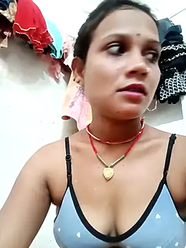 Snapshot of Chandni_Love143 chatting on 09.20.25 Chandni Love143 online show from 09.20.25