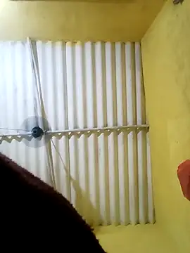 Snapshot of Chandni_Love143 chatting on 10.16.25 Chandni Love143 online show from 10.16.25