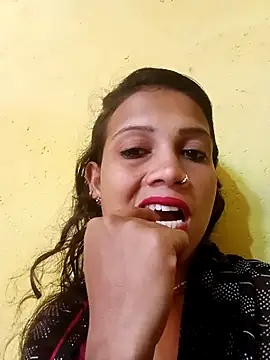 Snapshot of Chandni_Love143 chatting on 10.25.25 Chandni Love143 online show from 10.25.25