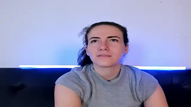 katalella brown1 online show from 09.25.25