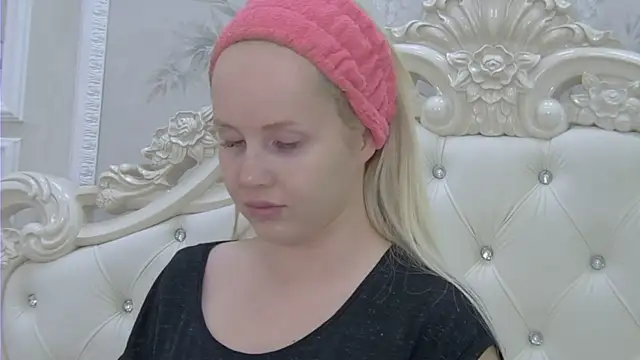 EllieFrosty  online show from 03.05.26