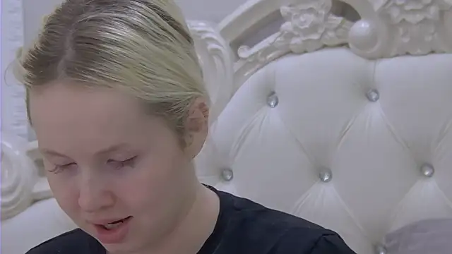 EllieFrosty  online show from 07.24.26