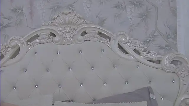 EllieFrosty  online show from 07.26.26