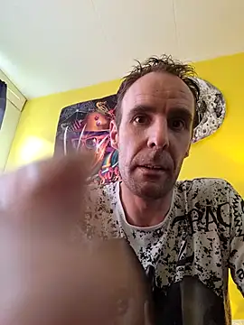 Snapshot of Mcnlrdam chatting on 09.24.25 Mcnlrdam online show from 09.24.25