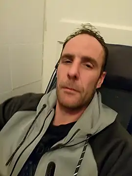 Snapshot of Mcnlrdam chatting on 09.26.25 Mcnlrdam online show from 09.26.25