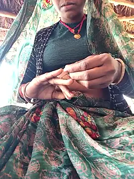 Snapshot of Hemal_Gobin chatting on 12.18.25 Hemal Gobin online show from 12.18.25