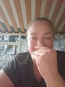 Kiss Eva online show from 05.29.26