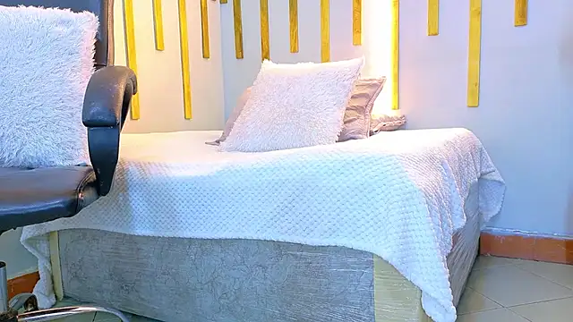 Angel saez online show from 11.26.25