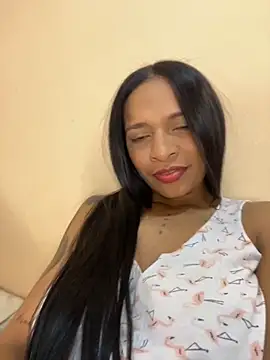 Luna025 online show from 11.18.25