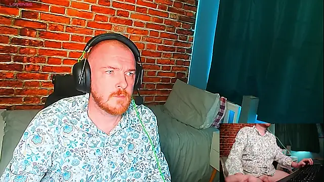 Snapshot of Jack_Himoff chatting on 10.24.25 Jack Himoff online show from 10.24.25