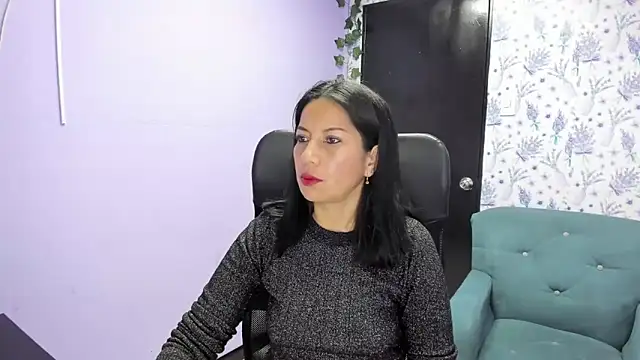 Megan Collinss  online show from 11.12.25