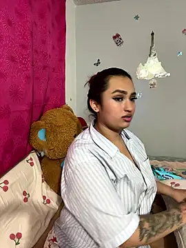 naomirouse  online show from 01.12.26