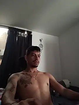 Snapshot of Juann-cock chatting on 06.17.26 Juann-cock online show from 06.17.26