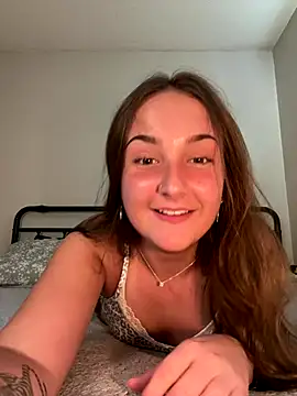 MadilynX777 online show from 10.10.25