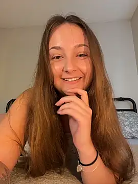 MadilynX777 online show from 10.20.25