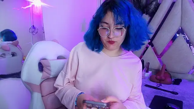 Lilith curvy online show from 11.02.25