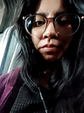 Snapshot of VioletxBloom chatting on 11.27.25 VioletxBloom online show from 11.27.25