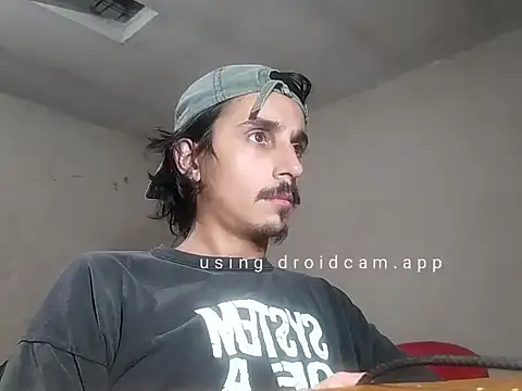 Snapshot of papito20cm chatting on 09.28.25 papito20cm online show from 09.28.25