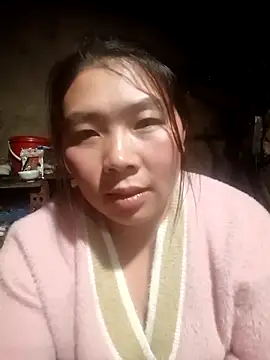 quynhkoolbae online show from 02.20.26