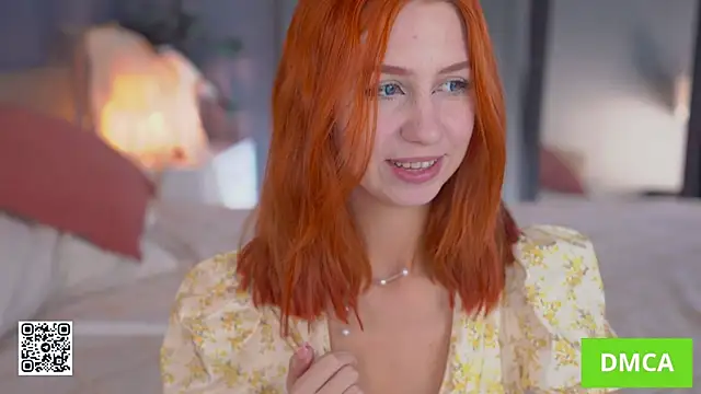 Snapshot of Venelopa chatting on 10.27.25 Venelopa online show from 10.27.25