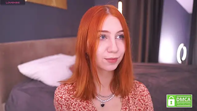 Snapshot of Venelopa chatting on 12.03.25 Venelopa online show from 12.03.25