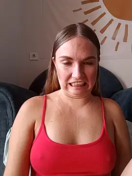 KisaVixen online show from 09.18.25