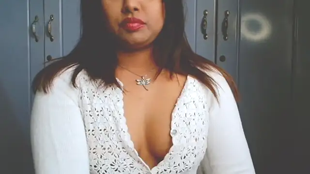 Indian GlowingMiax online show from 09.14.25