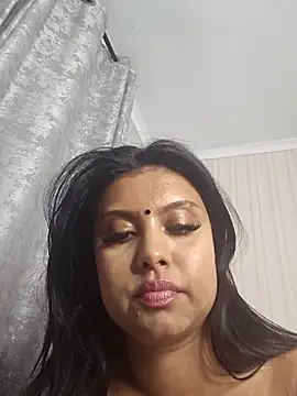 Indian GlowingMiax online show from 11.20.25