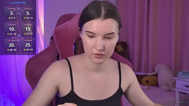 Snapshot of AgataWillis chatting on 06.24.26 AgataWillis online show from 06.24.26