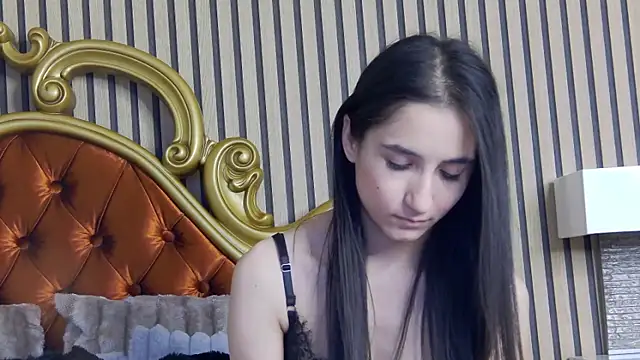 CarolinaBlair online show from 05.02.26