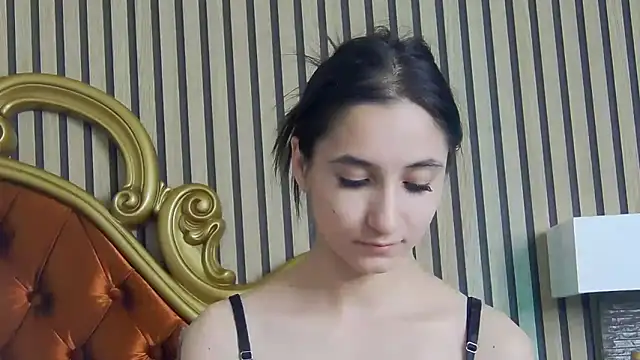 CarolinaBlair online show from 06.16.26