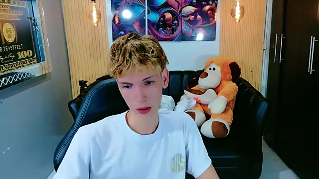 Snapshot of park_jimin1 chatting on 09.09.25 park jimin1 online show from 09.09.25