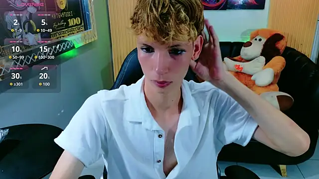 Snapshot of park_jimin1 chatting on 09.15.25 park jimin1 online show from 09.15.25