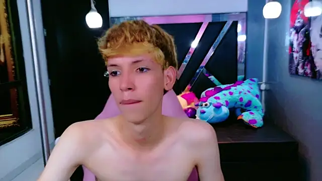 Snapshot of park_jimin1 chatting on 09.16.25 park jimin1 online show from 09.16.25