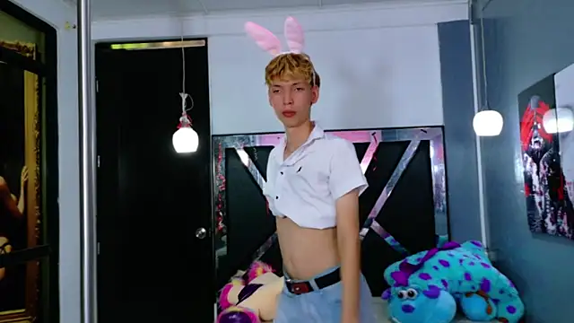 Snapshot of park_jimin1 chatting on 09.26.25 park jimin1 online show from 09.26.25