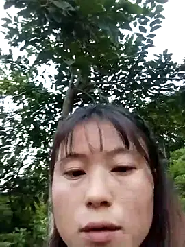 Snapshot of linda_bae00 chatting on 09.24.25 linda bae00 online show from 09.24.25