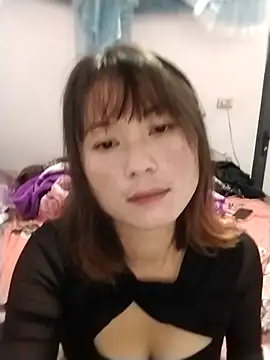 Snapshot of linda_bae00 chatting on 10.01.25 linda bae00 online show from 10.01.25