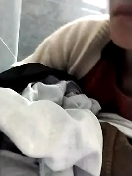 Snapshot of linda_bae00 chatting on 11.30.25 linda bae00 online show from 11.30.25