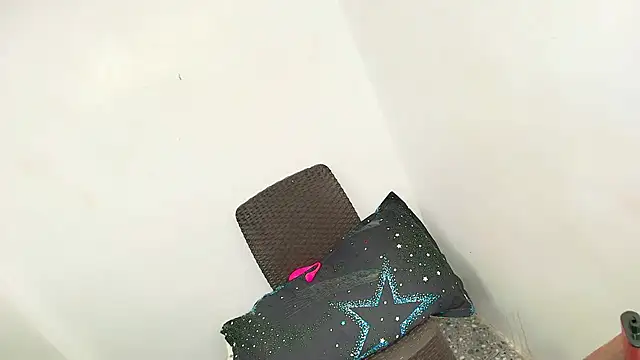 Snapshot of Cassandra_Luxx chatting on 12.21.25 Cassandra Luxx online show from 12.21.25