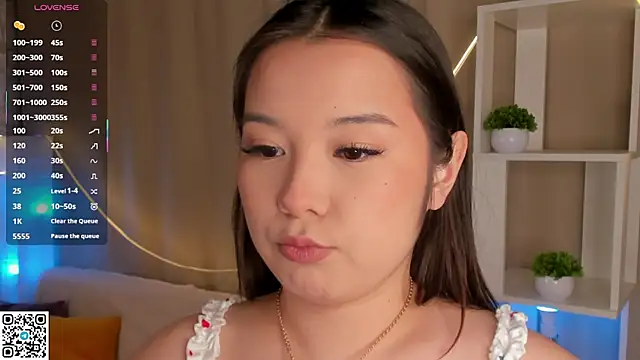 AlberthaEscue online show from 12.02.25