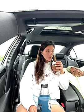 Danielaeliana online show from 01.07.26