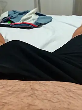 Snapshot of t-dog26 chatting on 09.25.25 t-dog26 online show from 09.25.25