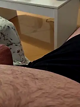 Snapshot of t-dog26 chatting on 10.24.25 t-dog26 online show from 10.24.25