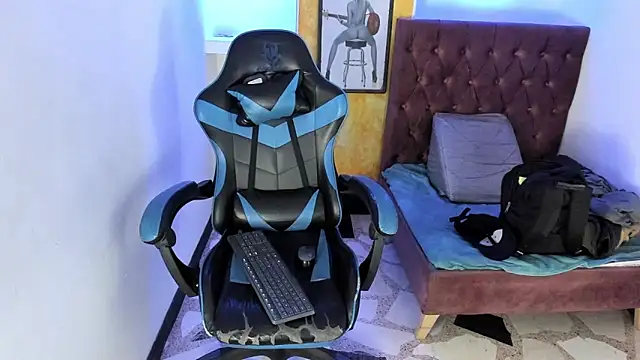 alison moon7 online show from 11.28.25