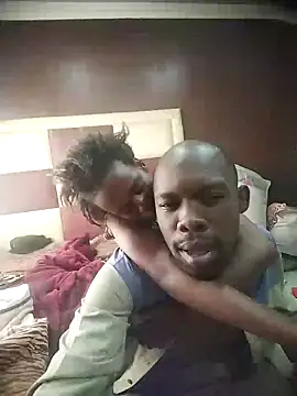 TinnyVsGiant online show from 12.04.25