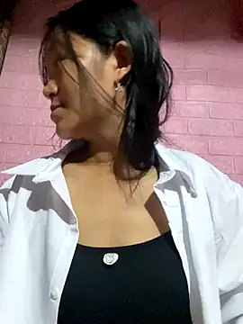 milo bae online show from 11.08.25