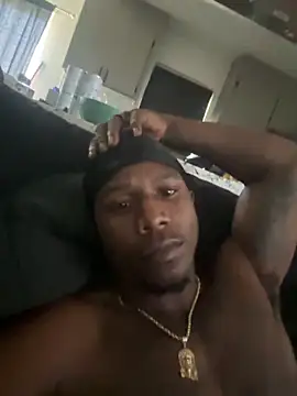 Snapshot of dreeFK chatting on 10.09.25 dreeFK online show from 10.09.25