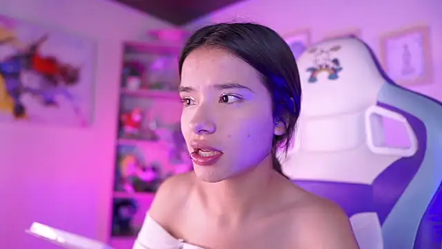 Lana Dreams  online show from 11.06.25